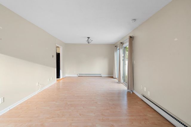 180 Ledgewood Cir Apt 103, Burlington, VT 05401