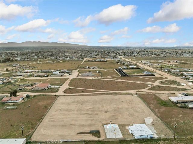 21637 Del Oro, Apple Valley, CA 92308