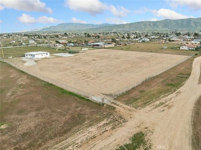 21637 Del Oro, Apple Valley, CA 92308