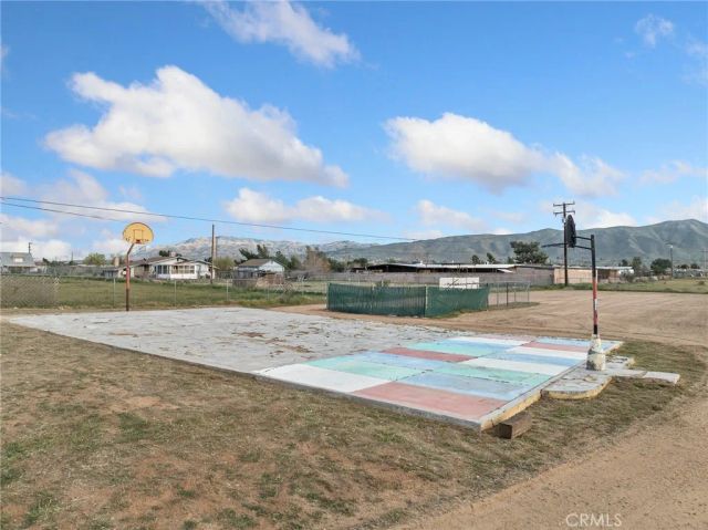 21637 Del Oro, Apple Valley, CA 92308