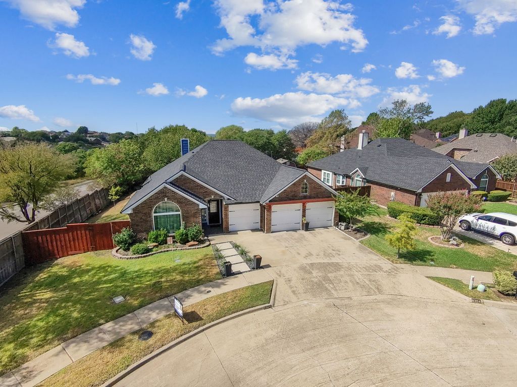 8304 Crystalwood Drive, Dallas, TX 75249 — photo 3