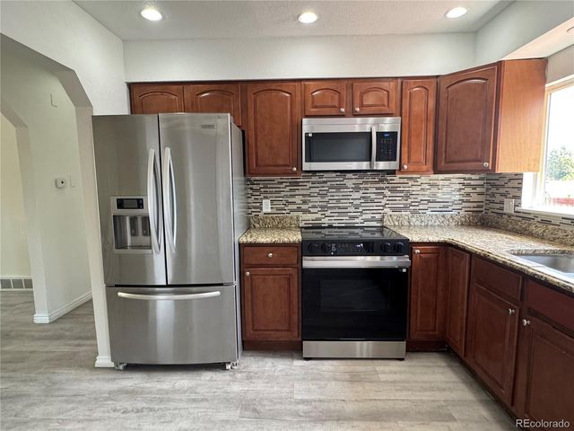 2012 S Ivory Street, Aurora, CO 80013