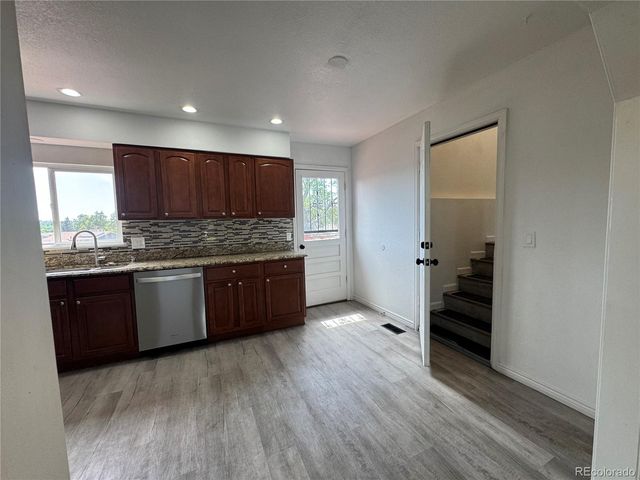 2012 S Ivory Street, Aurora, CO 80013