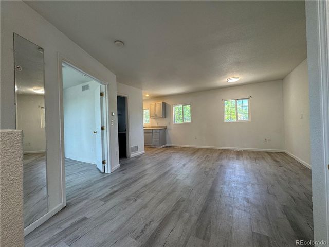 2012 S Ivory Street, Aurora, CO 80013