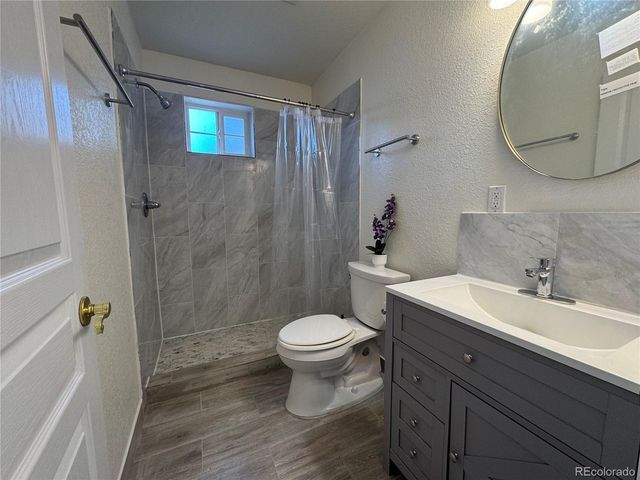 2012 S Ivory Street, Aurora, CO 80013