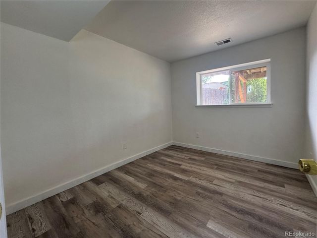 2012 S Ivory Street, Aurora, CO 80013