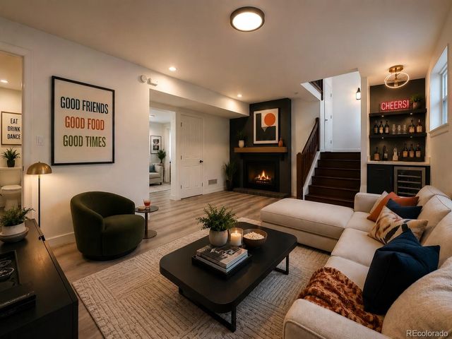 2012 S Ivory Street, Aurora, CO 80013