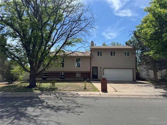 2012 S Ivory Street, Aurora, CO 80013