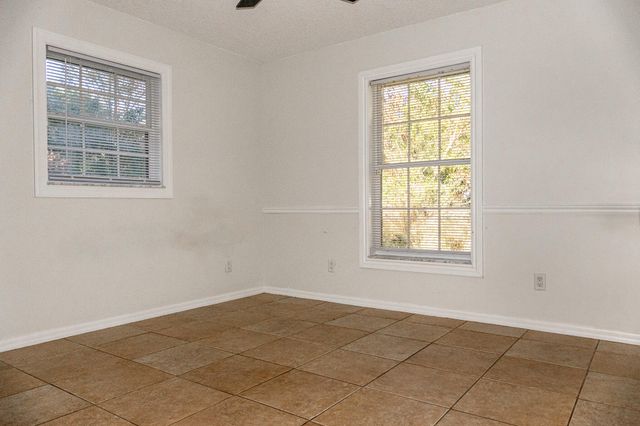 620 W Weatherbee Road, Fort Pierce, FL 34982