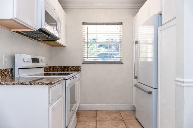 620 W Weatherbee Road, Fort Pierce, FL 34982