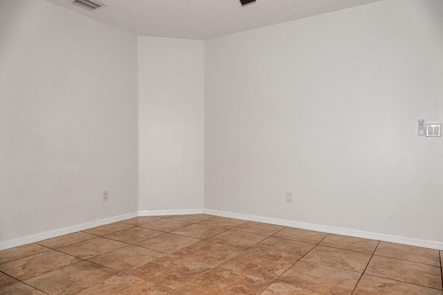 620 W Weatherbee Road, Fort Pierce, FL 34982