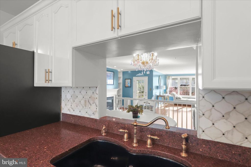 Image 11 of property listing at 7105 NATURES RD, Columbia, MD 21046