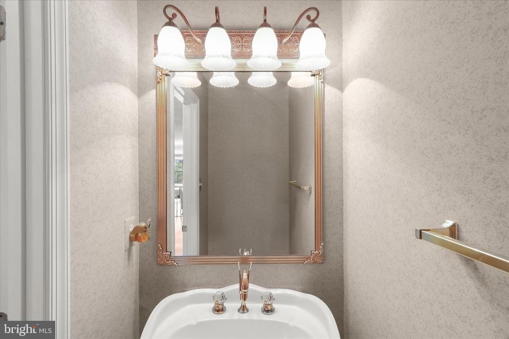 Image 29 of property listing at 7105 NATURES RD, Columbia, MD 21046