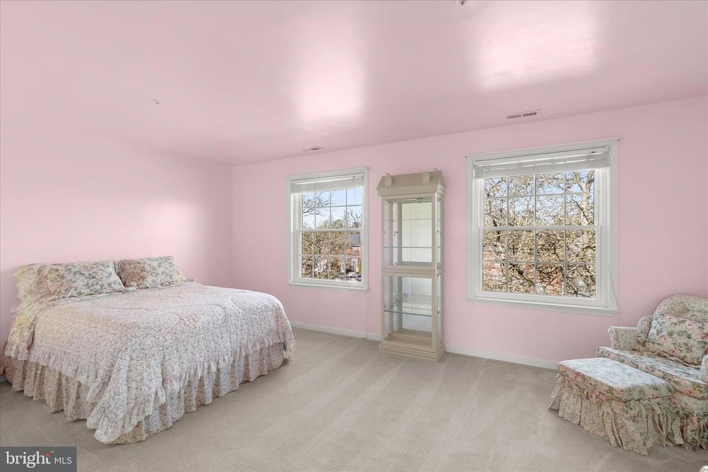 Image 38 of property listing at 7105 NATURES RD, Columbia, MD 21046