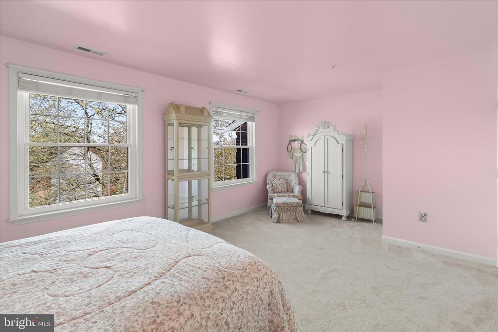 Image 39 of property listing at 7105 NATURES RD, Columbia, MD 21046