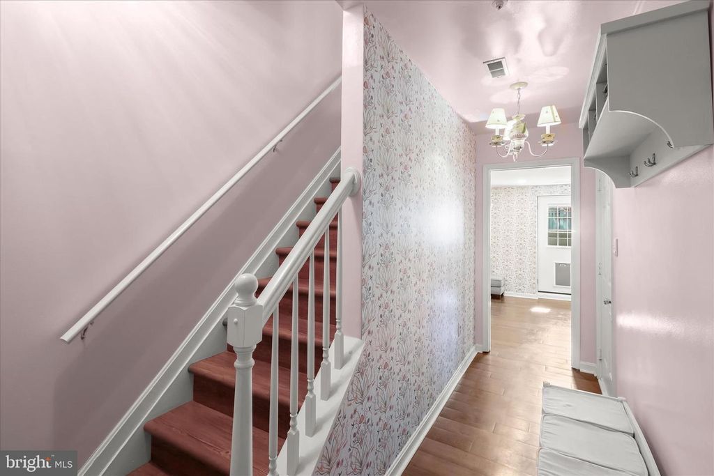 Image 44 of property listing at 7105 NATURES RD, Columbia, MD 21046