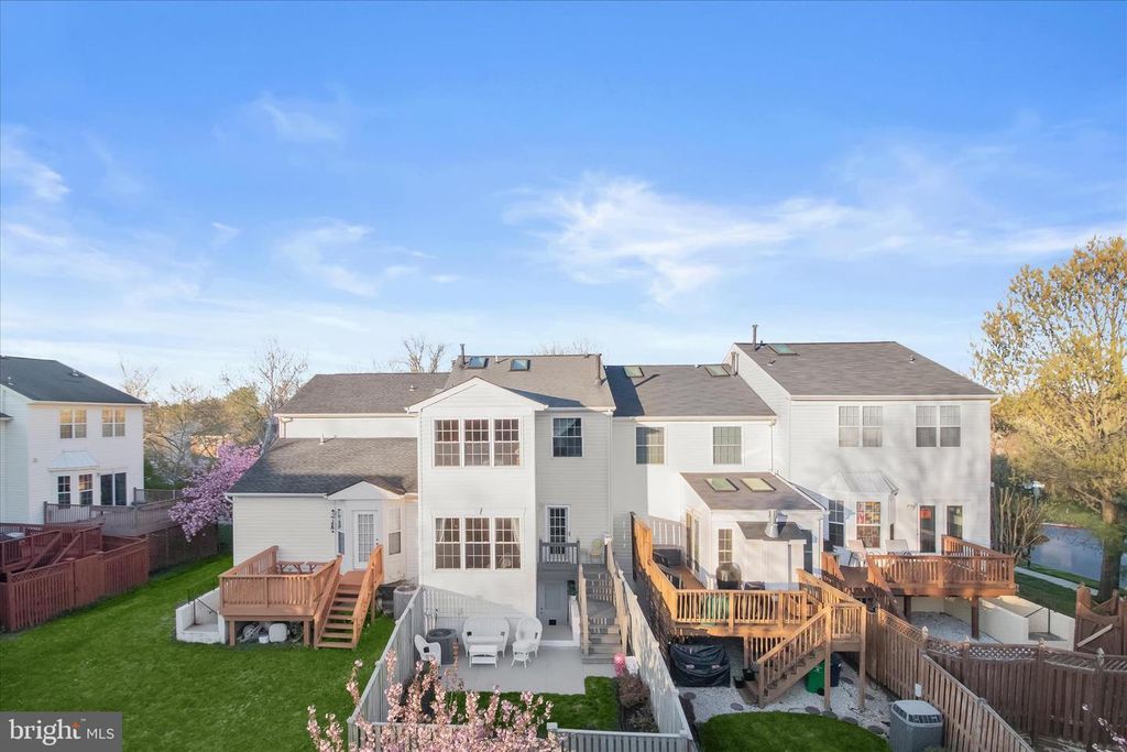 Image 59 of property listing at 7105 NATURES RD, Columbia, MD 21046