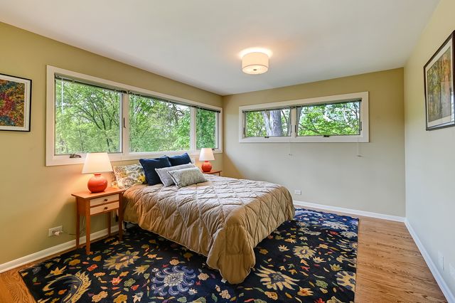 629 W Elm Street, Wheaton, IL 60189