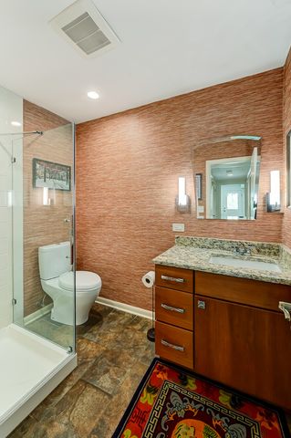 629 W Elm Street, Wheaton, IL 60189