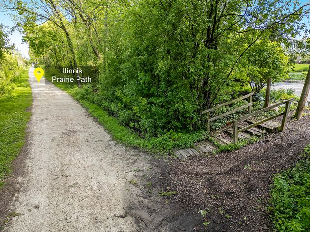 629 W Elm Street, Wheaton, IL 60189