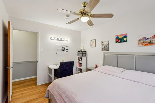 124 Harlem Avenue, Glenview, IL 60025