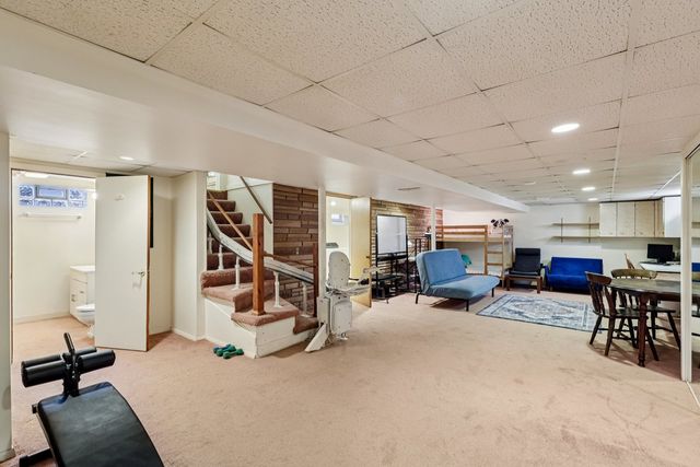 124 Harlem Avenue, Glenview, IL 60025