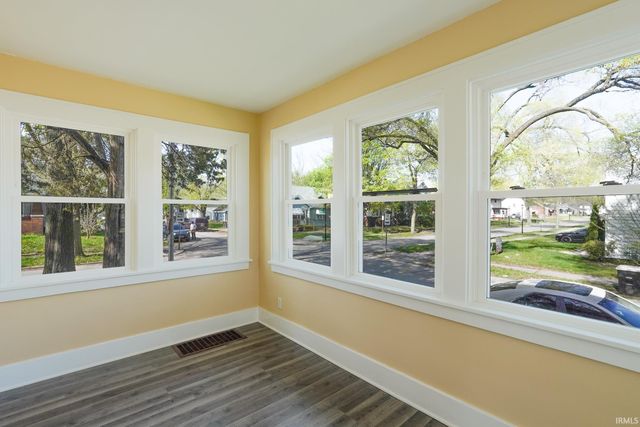 832 Hamilton Avenue, Fort Wayne, IN 46806