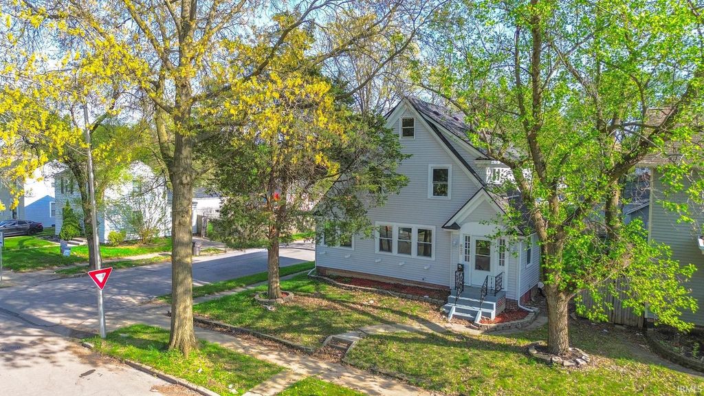 832 Hamilton Avenue, Fort Wayne, IN 46806