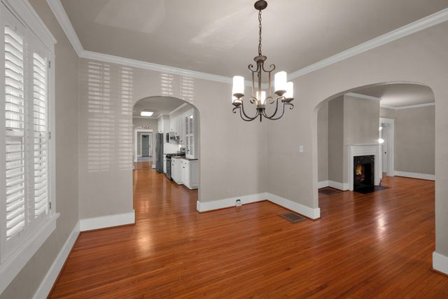 203A Woodmont Cir, Nashville, TN 37205