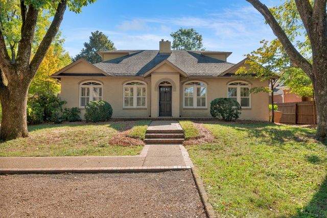 203A Woodmont Cir, Nashville, TN 37205