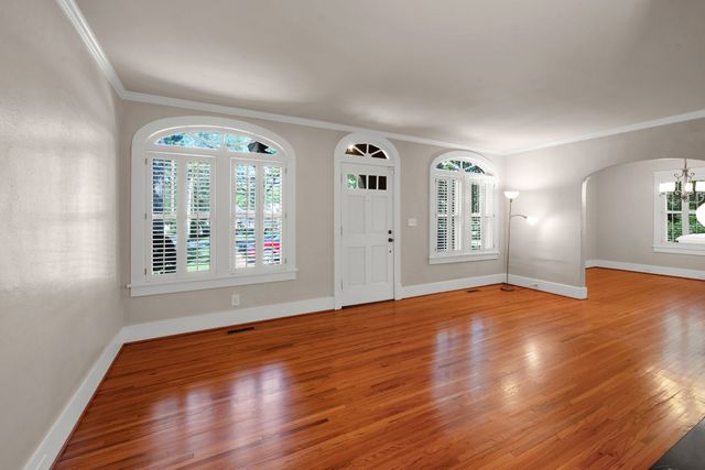 203A Woodmont Cir, Nashville, TN 37205