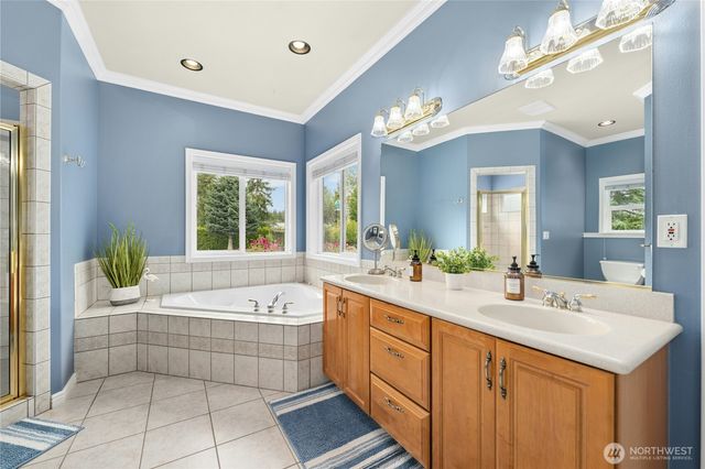 400 Cessna Court E, Eatonville, WA 98328