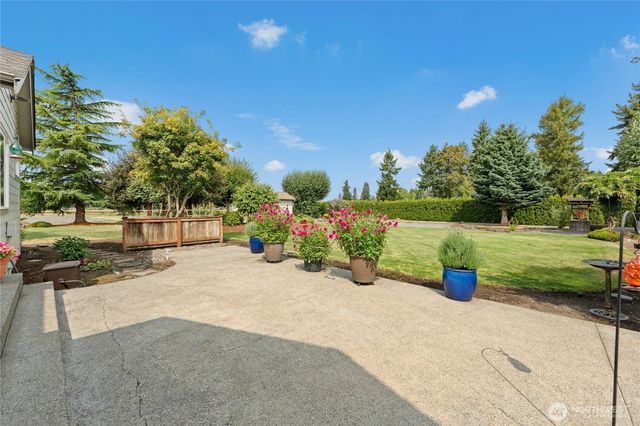 400 Cessna Court E, Eatonville, WA 98328