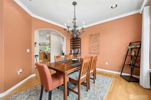 400 Cessna Court E, Eatonville, WA 98328