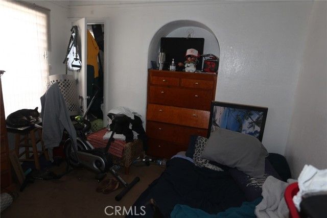 6072 Myrtle Avenue, Long Beach, CA 90805