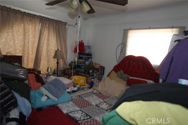 6072 Myrtle Avenue, Long Beach, CA 90805