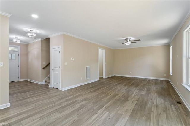 205 Basta DR, Yorktown, VA 23692