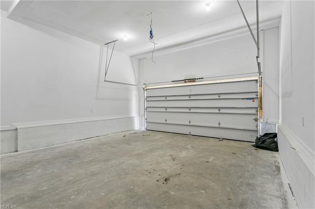 205 Basta DR, Yorktown, VA 23692