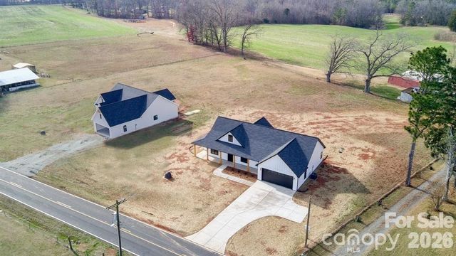 1586 Pleasant Grove Church Road, Crouse, NC 28033