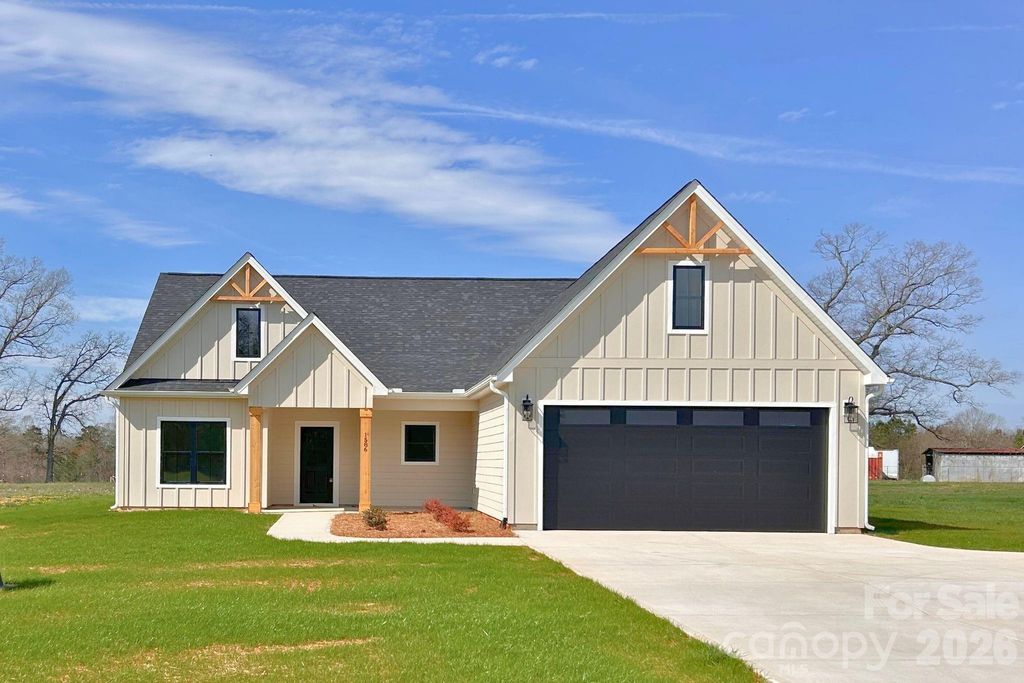 1586 Pleasant Grove Church Road, Crouse, NC 28033