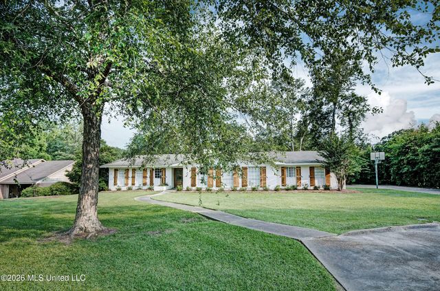 455 Armour Drive, Jackson, MS 39211