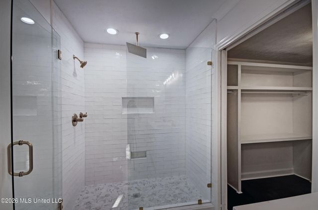 455 Armour Drive, Jackson, MS 39211