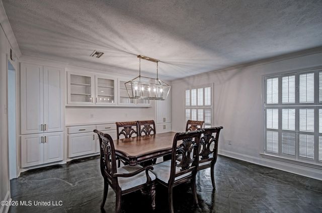 455 Armour Drive, Jackson, MS 39211