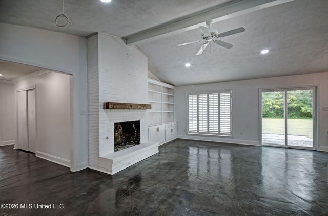 455 Armour Drive, Jackson, MS 39211