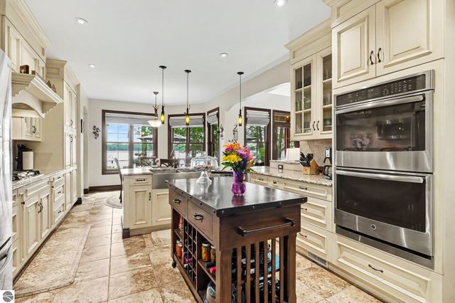 4661 W Cedar Lake Road, Greenbush, MI 48738