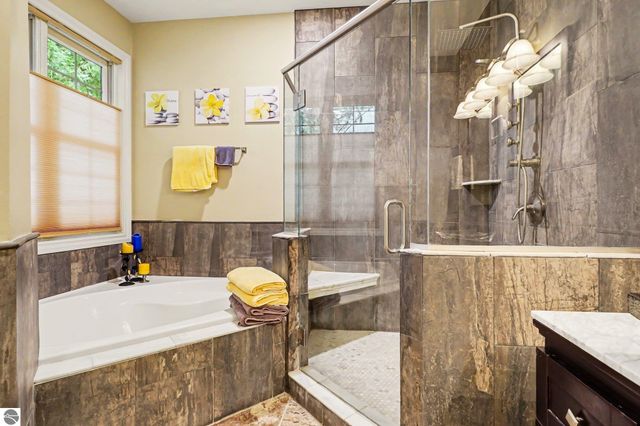 4661 W Cedar Lake Road, Greenbush, MI 48738