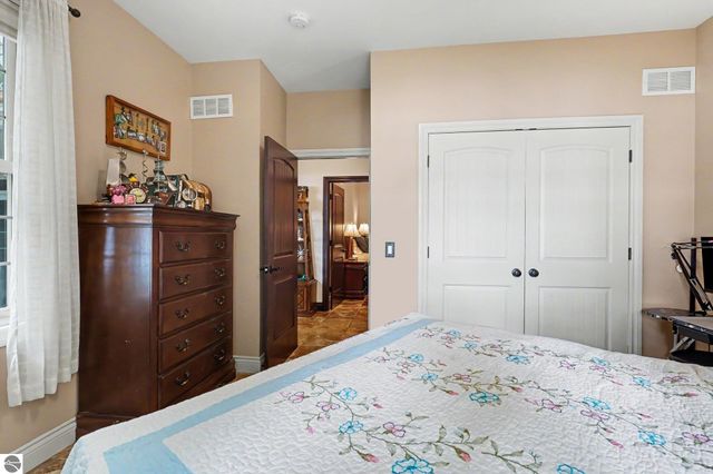 4661 W Cedar Lake Road, Greenbush, MI 48738