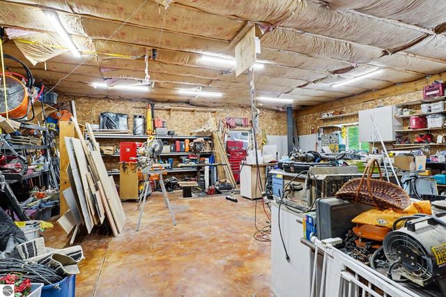 4661 W Cedar Lake Road, Greenbush, MI 48738