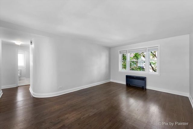 2715 W Berwyn Avenue 1, Chicago, IL 60625