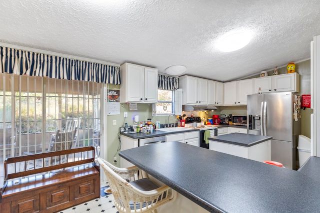 545 Cassidy Bridge Road, Mountain Rest, SC 29664